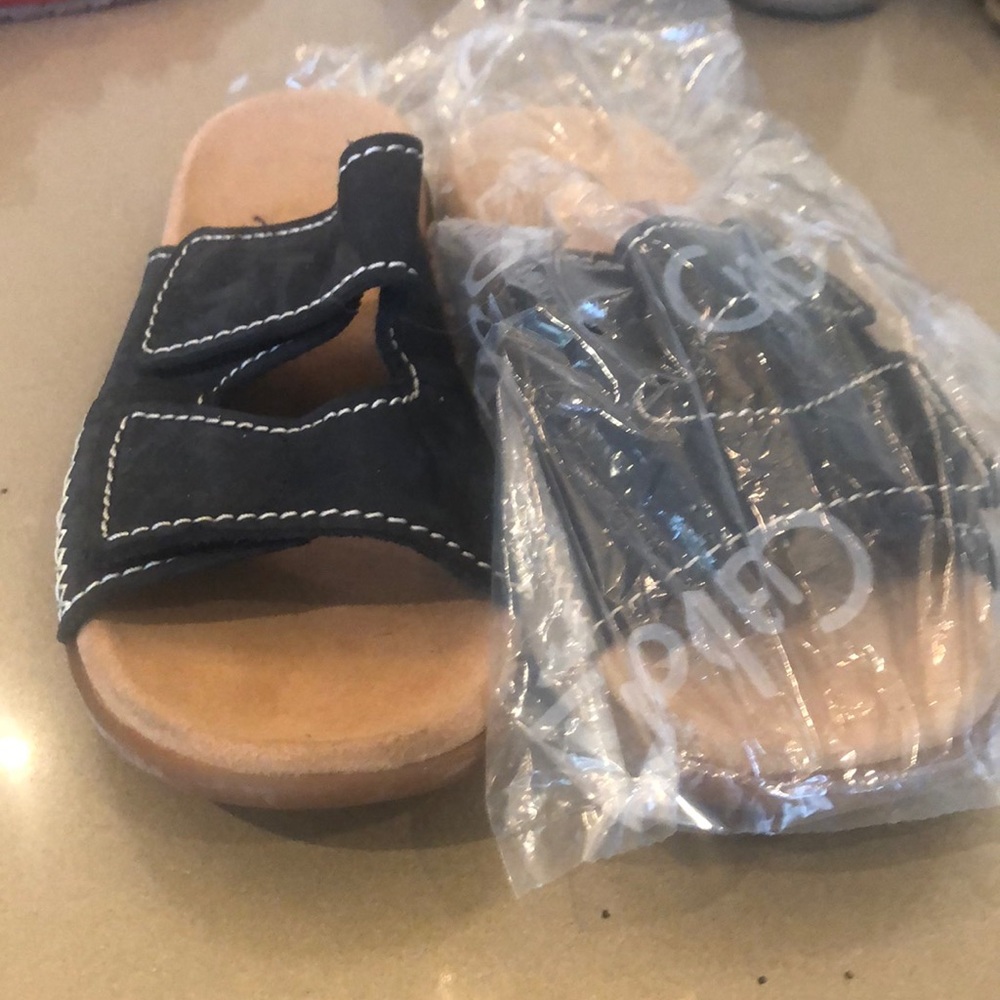 Gabor sandals navy blue 8.5